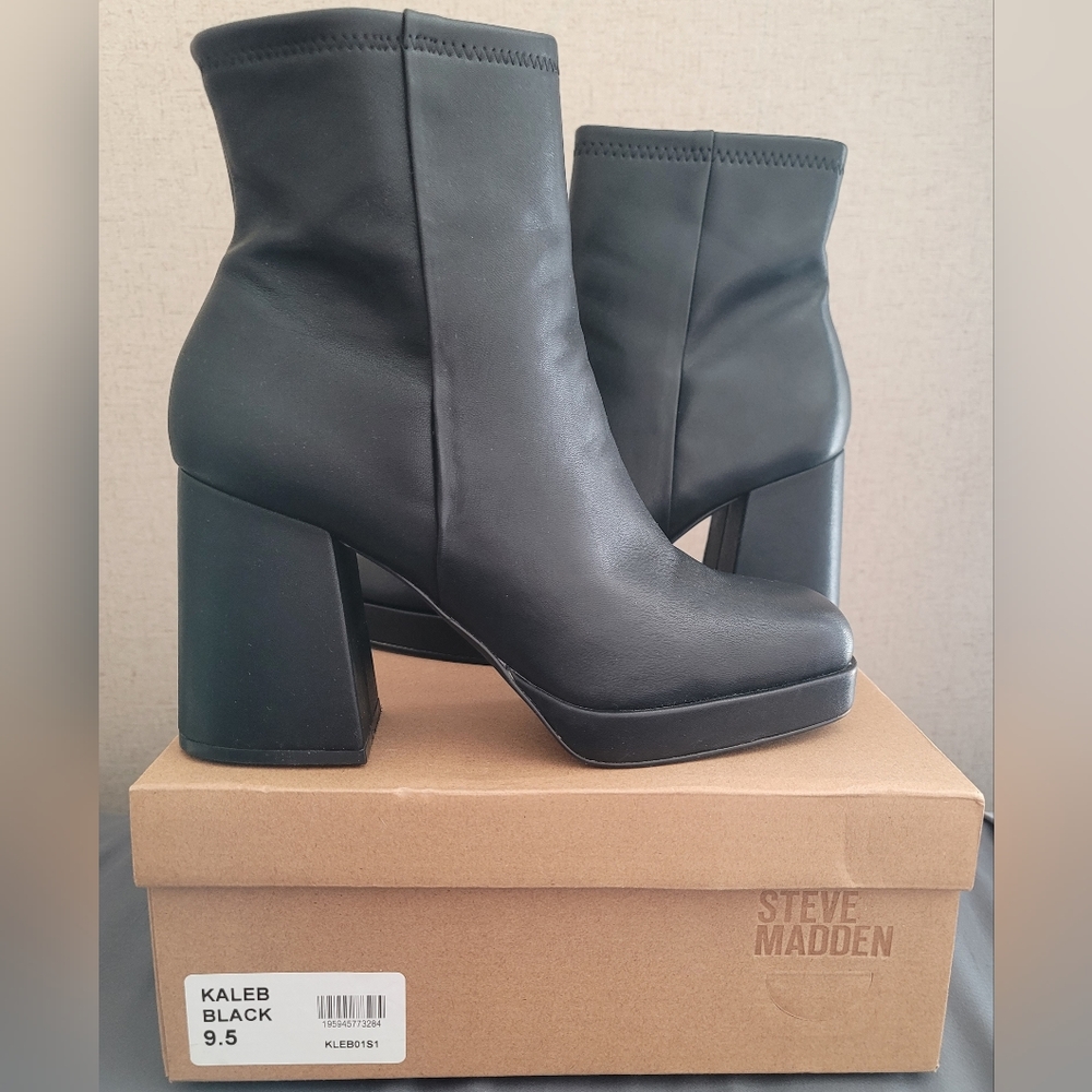 STEVE MADDEN Black Platforms Boots Size9.5